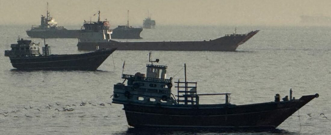 US, Iran continue to exchange strikes in Gulf, accuse each other of violating peace deal