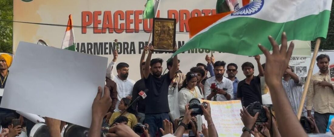 CJP protest updates: Police start clearing site, Abhijeet Dipke says won’t move