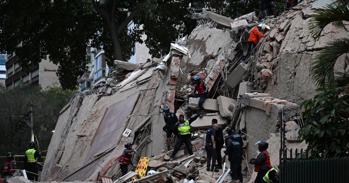 Watch: Twin earthquakes over magnitude 7 strike Venezuela, buildings collapse