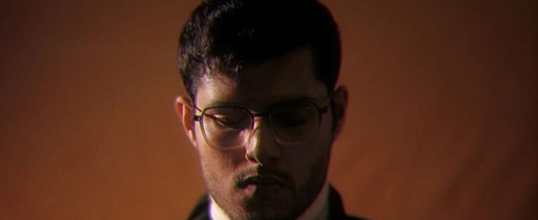 Fiction: Vani will marry Vir only if he wins her over before the train reaches the last stop