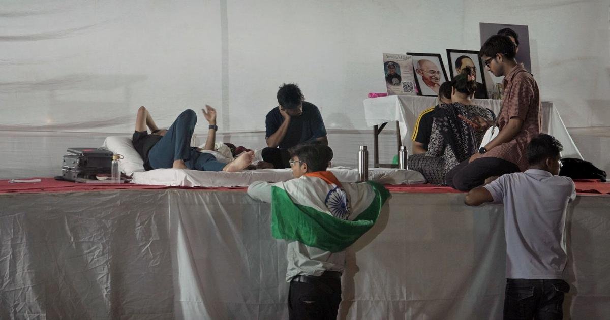 How the ‘cockroaches’ at the Jantar Mantar sit-in are keeping themselves busy