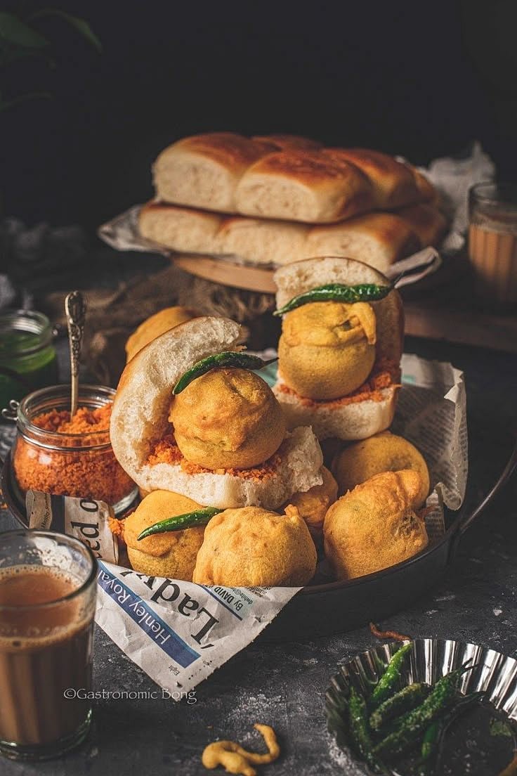 Beyond Vada Pav: 5 Fresh Monsoon Bites Mumbai Foodies Must Try This Season